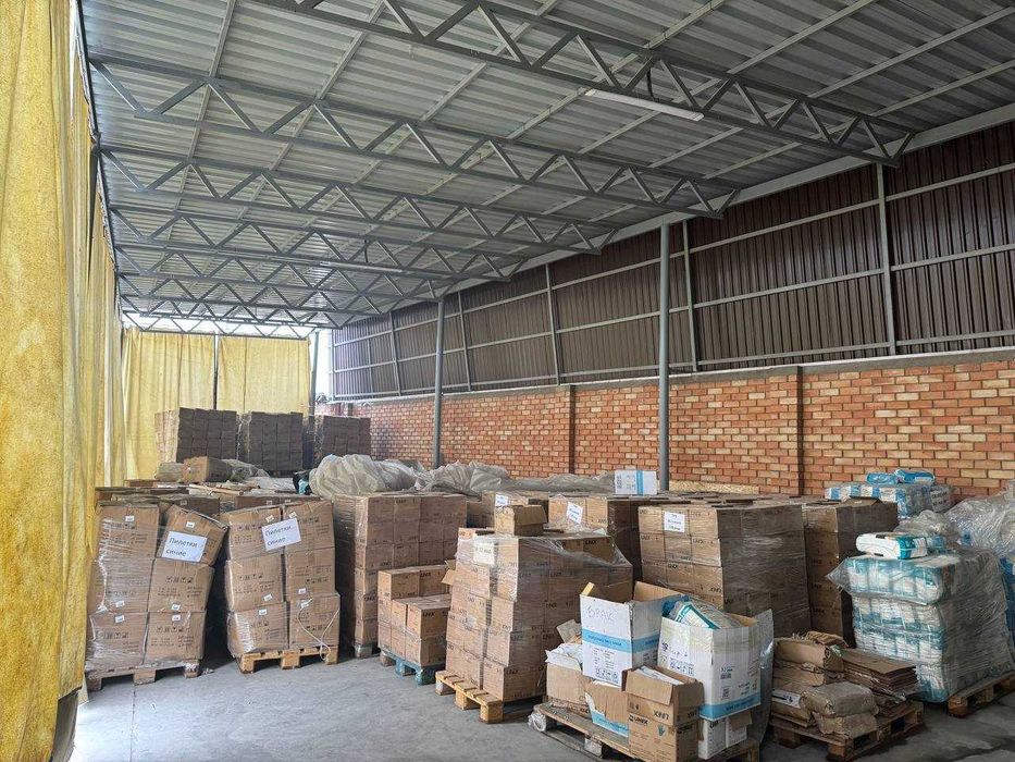 Аренда складских площадей (навес + защитные шторы) — 165 м² и 300 м²