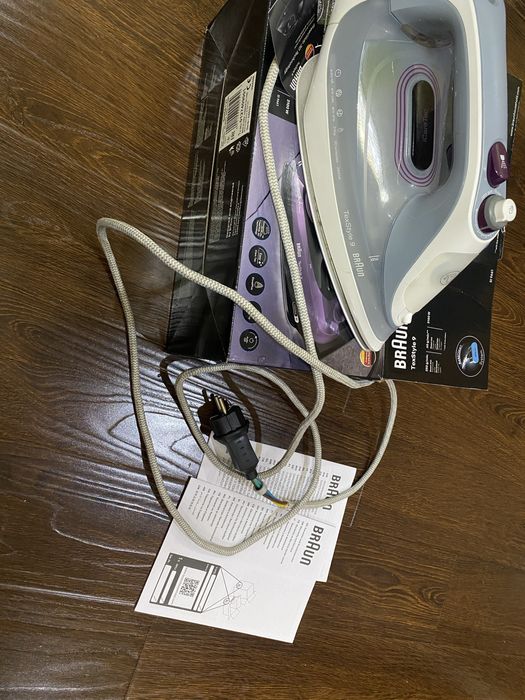 Паровой утюг Braun TexStyle 9