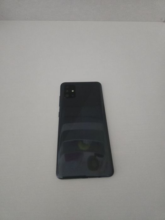 Vând Samsung A51