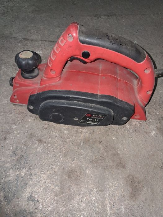 Электрический рубанок