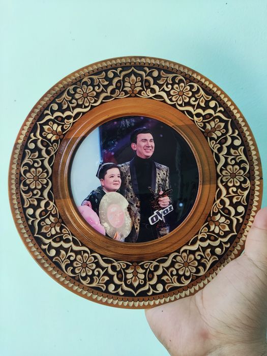 Qora kozlari bilan porno