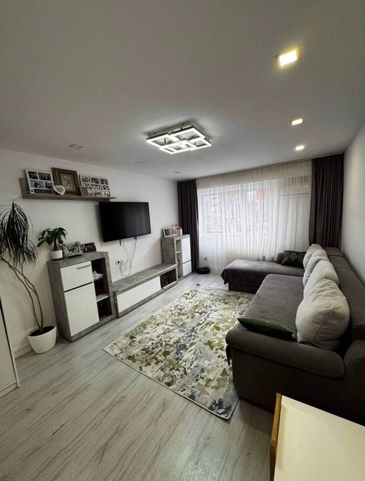 Apartament de inchiriat