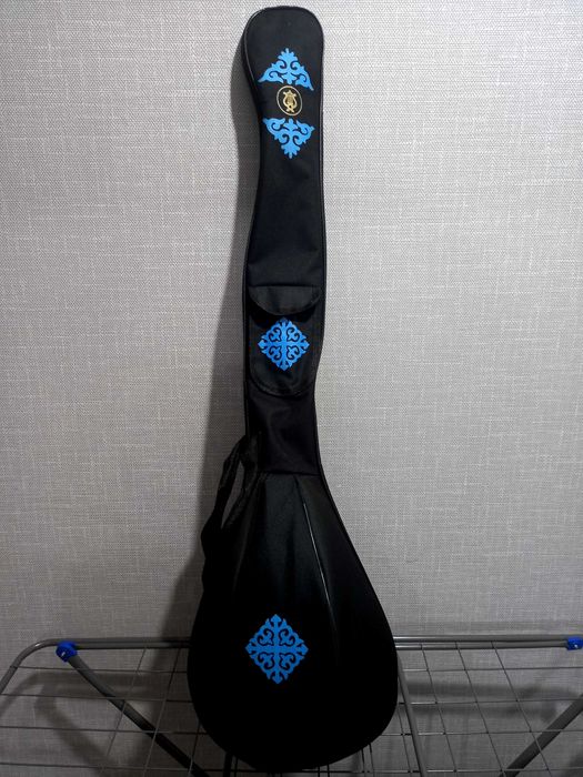 Домбра с чехлом размер 46