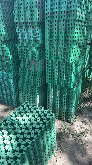 Газонная решетка 60*40*4см зеленая