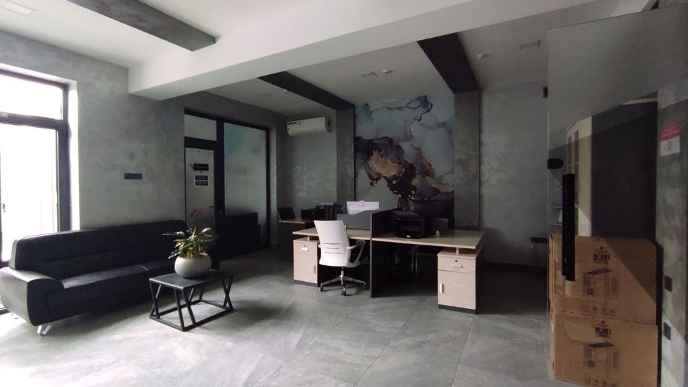 Готовый офис 1044м², 3сот, М-Улугбекский р-н