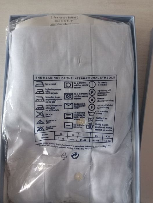 Продаю мужскую рубашку