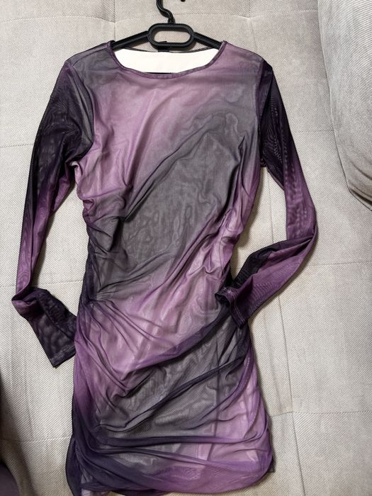 Дамска ефектна рокля.