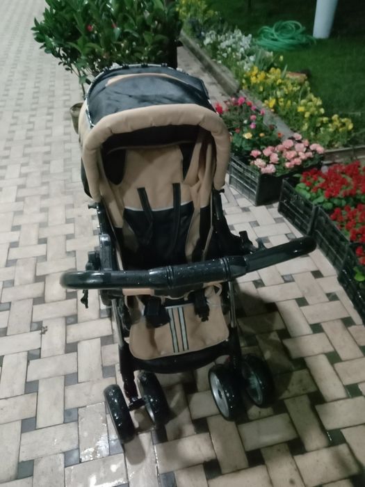 Дедская коляска отличная