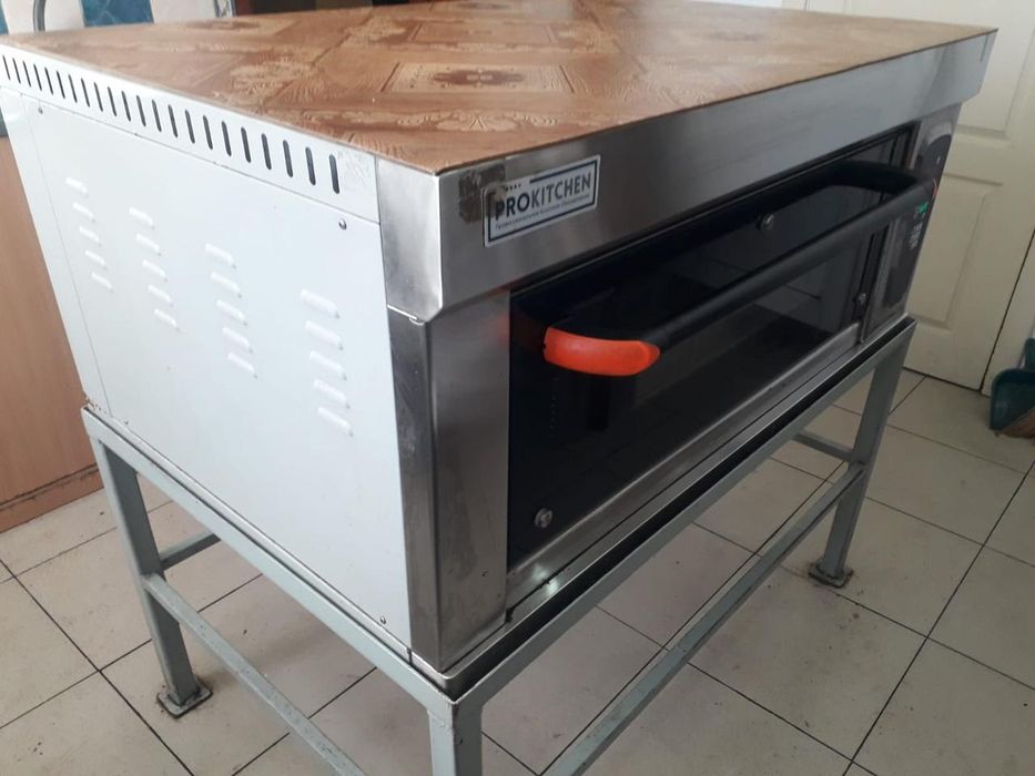 Продам жарочный шкаф.