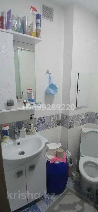 продам2 х комнатную квартиру