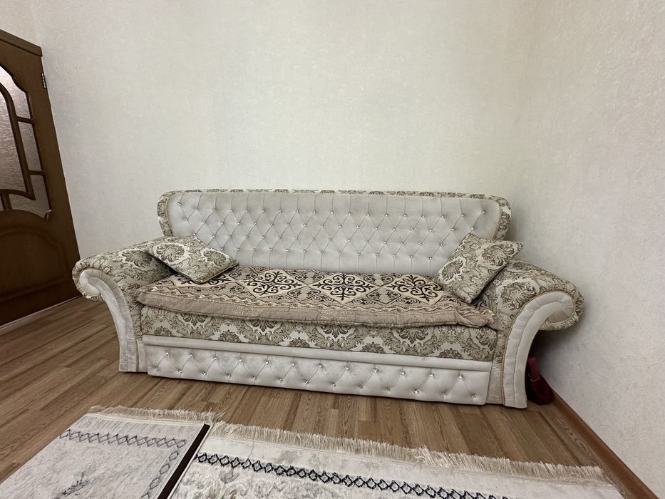 Диван для гостиной