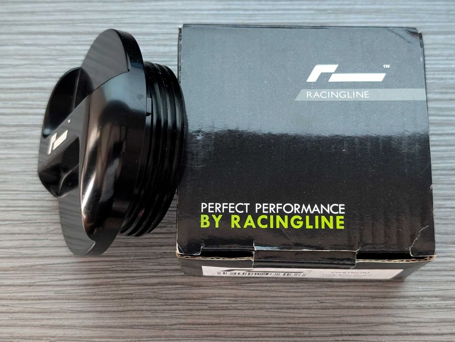 Алуминиев капачка за разширителен съд. RacingLine