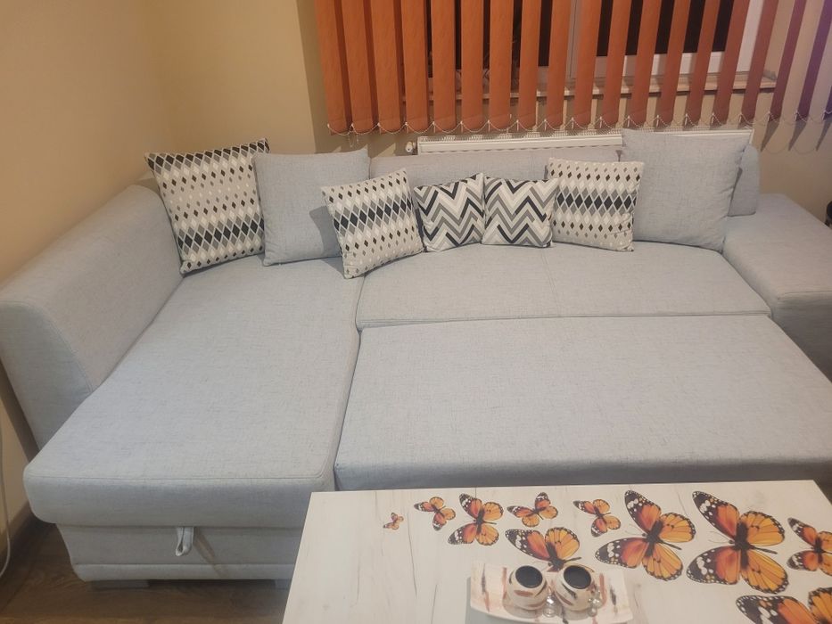 Vând colțar extensibil