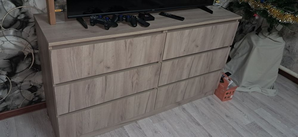 Продам комод, почти новый