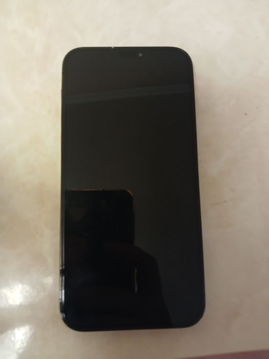 Обменяю Iphone 12pro 256gb