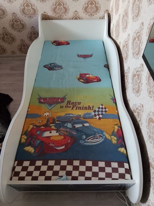 Продам детскую кровать