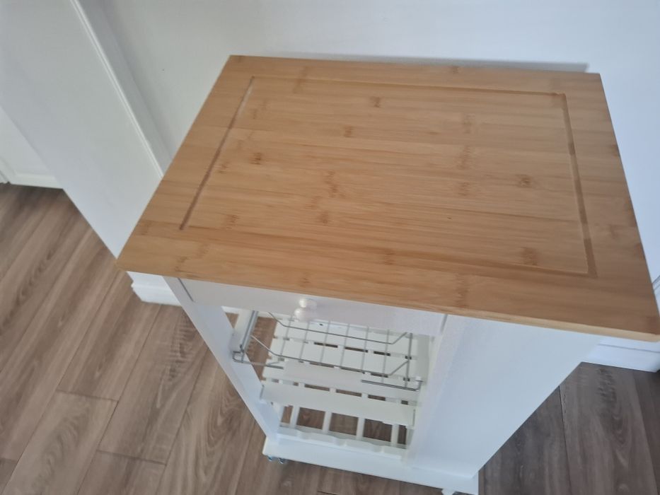 Insula mica de bucătărie