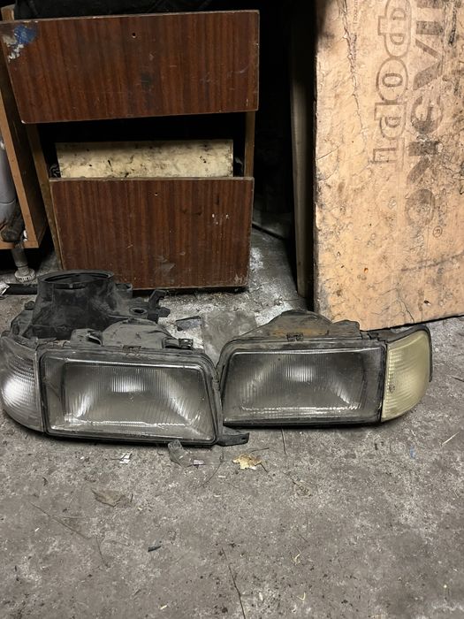 Продам фары AUDI B4