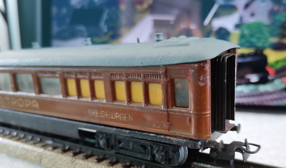 Запазено и действащо колекционерско електрическо влакче Marklin 4