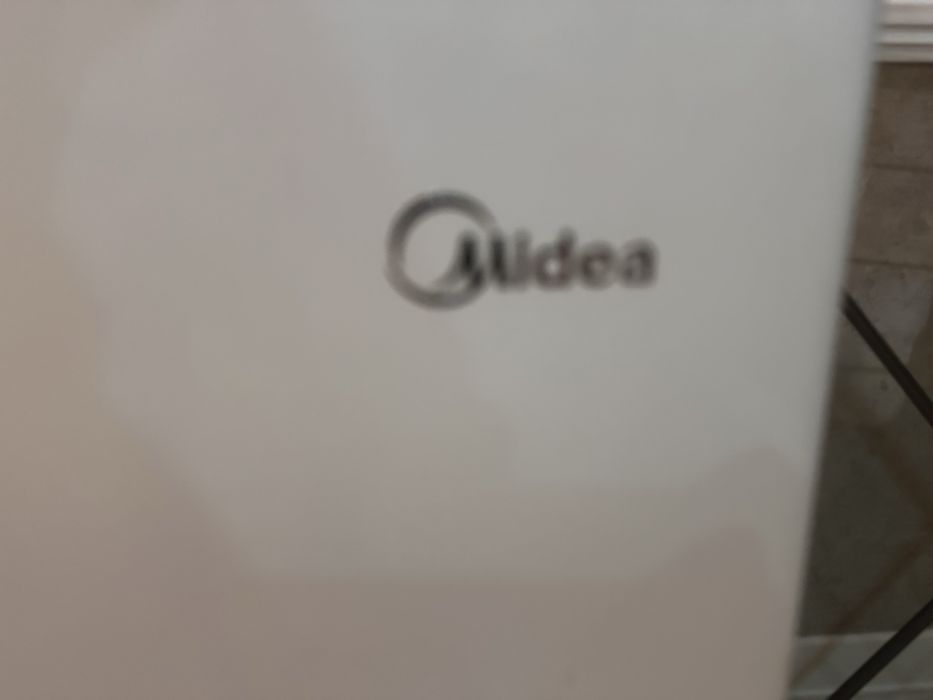 морозильник Midea