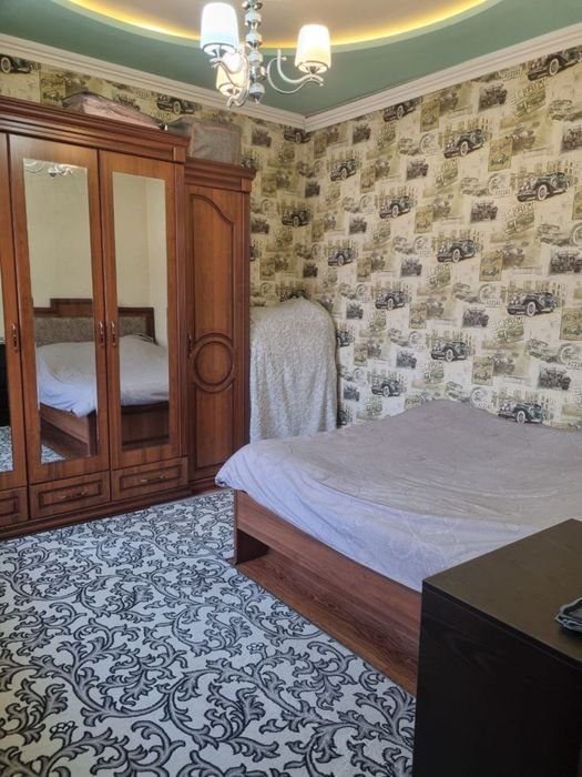 Bodomzor 3 sotix 4+ oshxona 2 ta saunzel remont zor mebel tex bilan