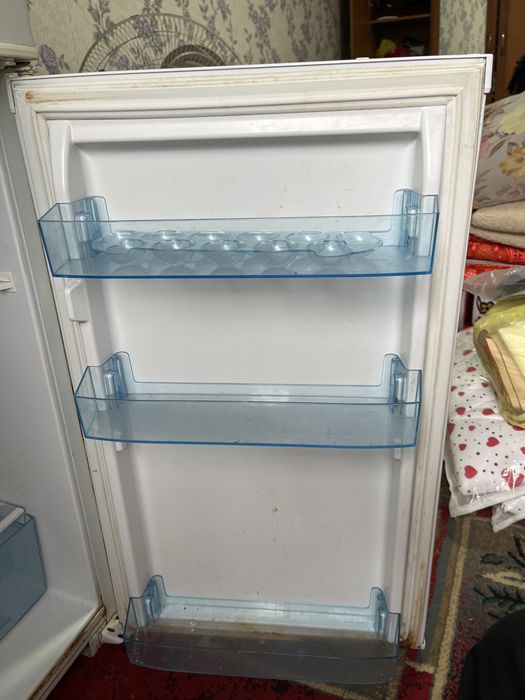Продам холодильник