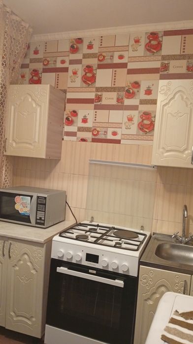 Сдается 2х комн квартира