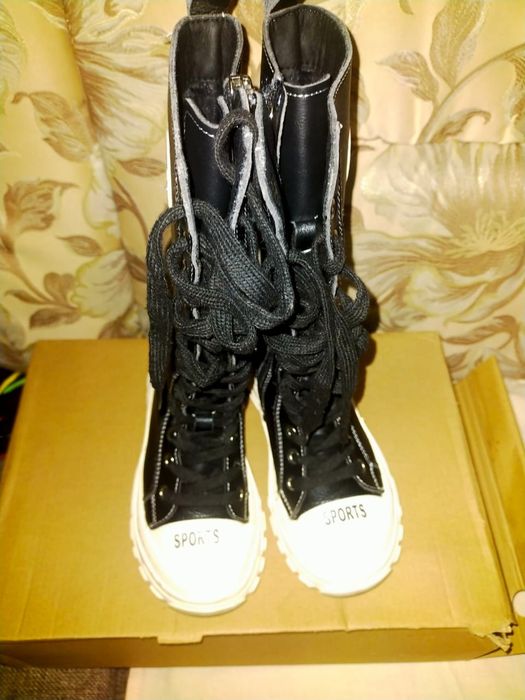 Ботинки для девочект28р.