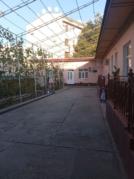 Yunusobod hovli sotiladi