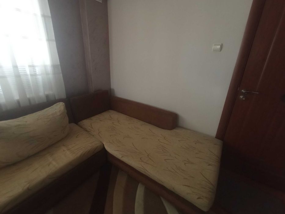 Холов ъглов диван