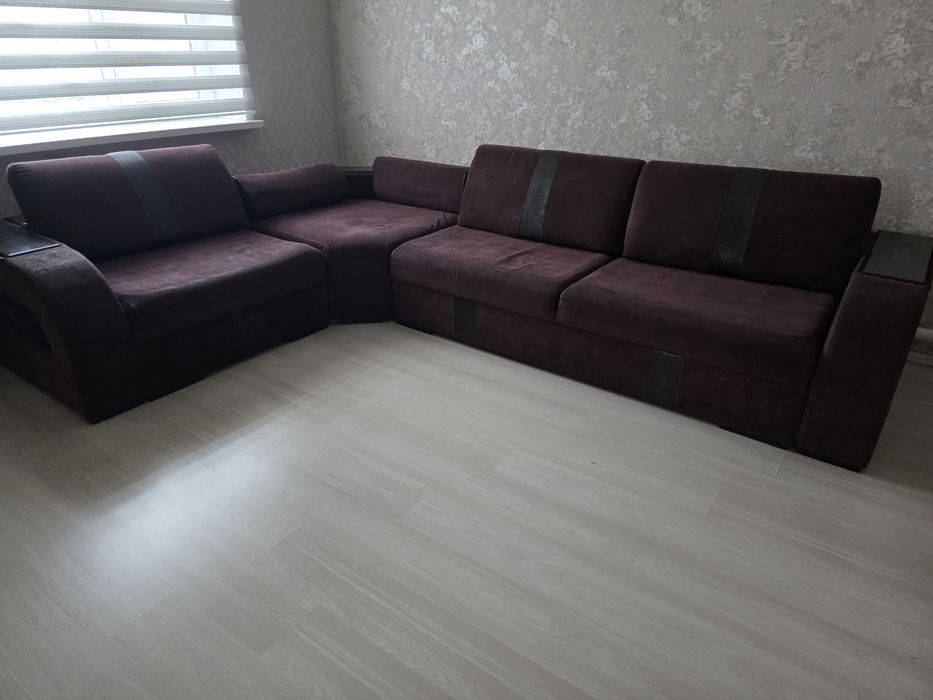 Диван угловой разворотный