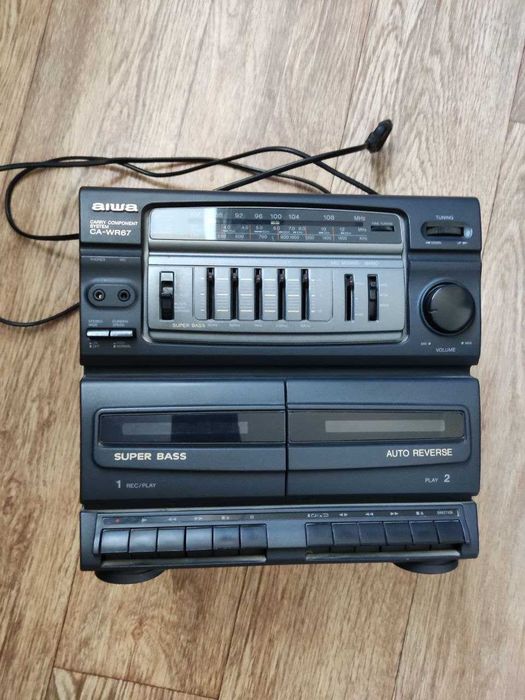 магнитофон без колонок всё полностью работает aiwa japan японский