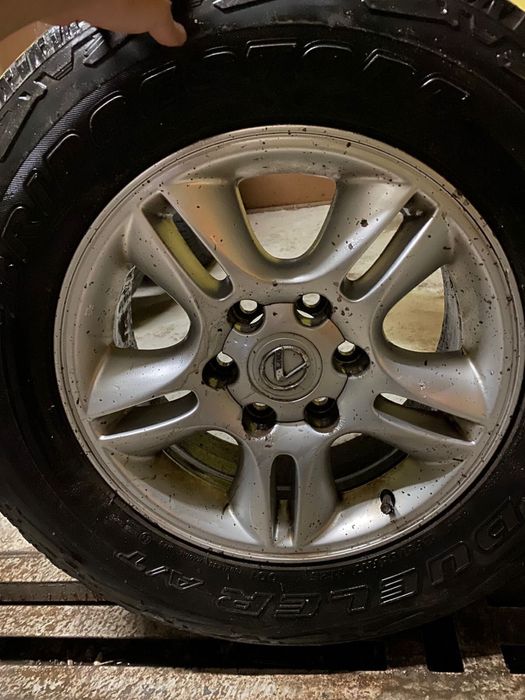 резина с дисками всесезонка от lexus 470