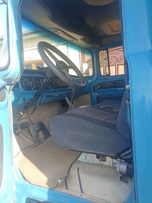 Zil 130 ural mator  srochni sotiladi pul zarur