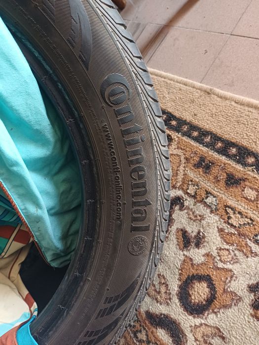 Продам шины 215,55,18.