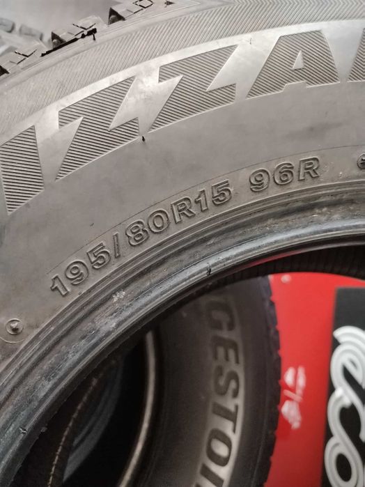 4бр.зимни гуми 195/80/15 Bridgestone