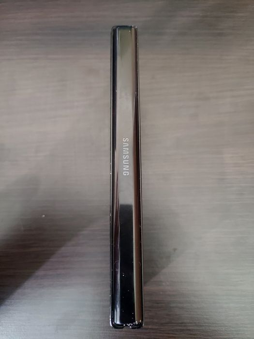 Samsung Z fold 3