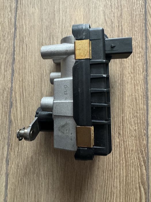 Actuator turbo electric Mercedes / Chrysler / Jeep