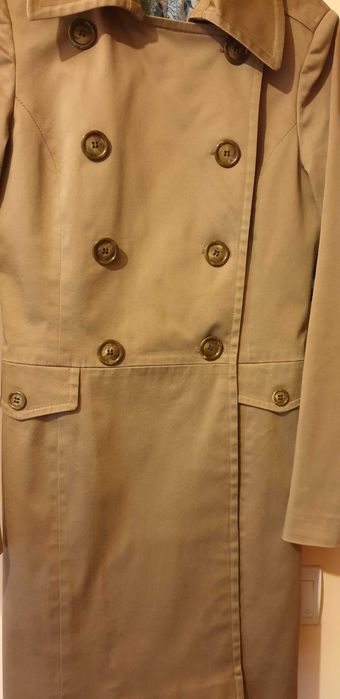 Trench coat cambrat, design deosebit Stephanie Anais