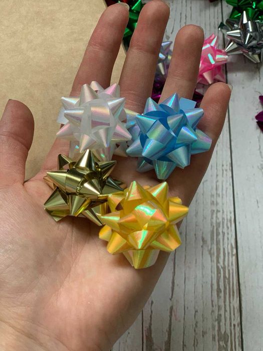 Подарочные бантики оформление