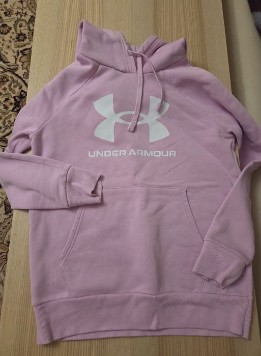Суичър Under armor, нов