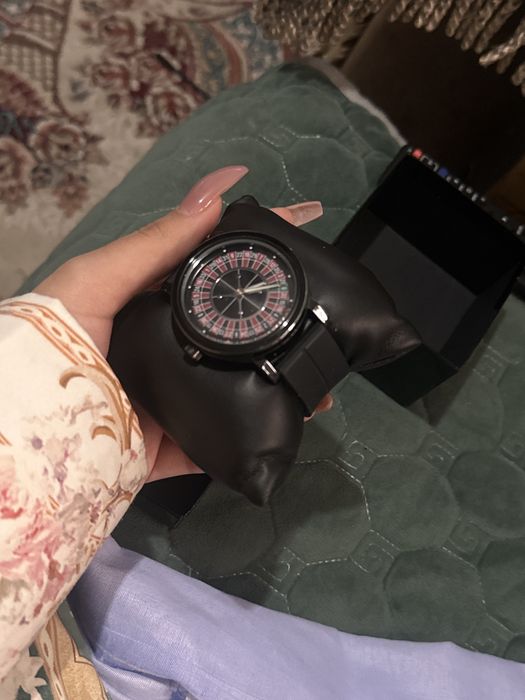 Стильные наручные часы