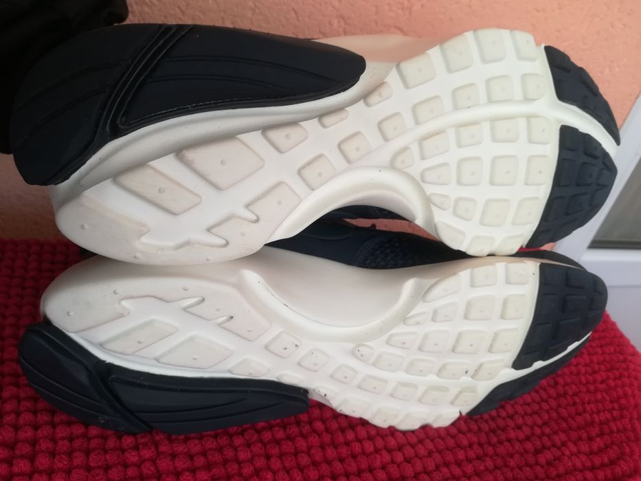 Adidași Nike nr 47,5