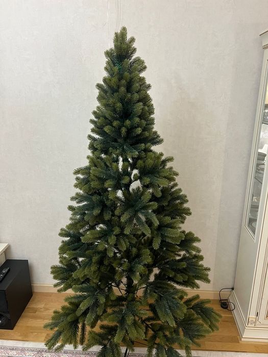 Ёлка искусственная