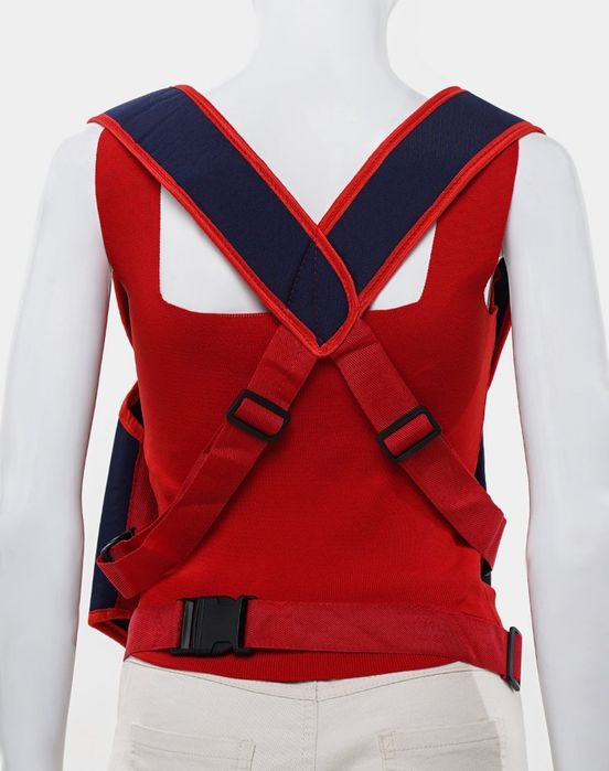 Bolalar uchun 2/1da kenguru va sumkasi bilan birga holati yaxshi