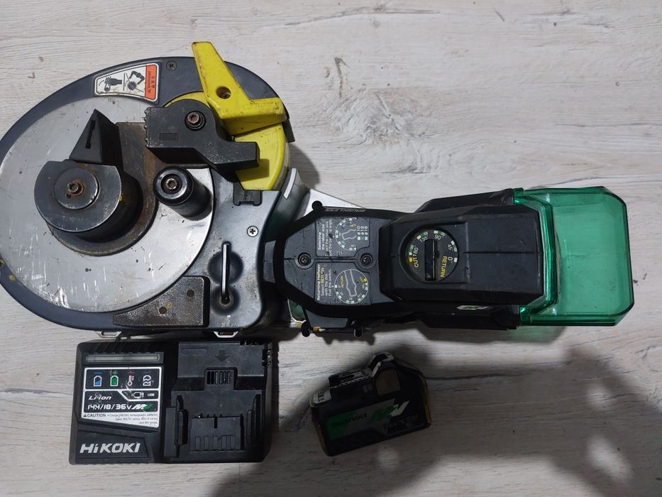 Masina indoit fier etriere hikoki vb3616da