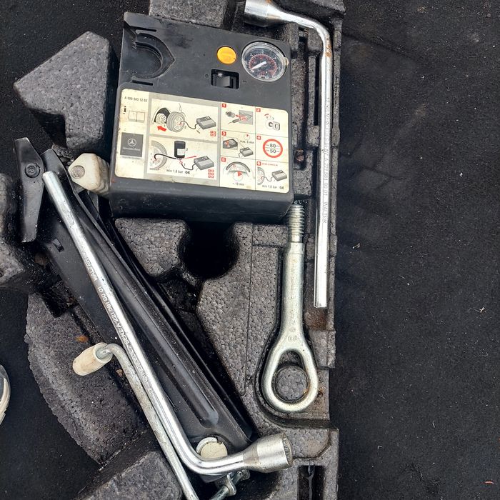 Авариен комплект Mercedes CL203  sport coupe / Mercedes Clc