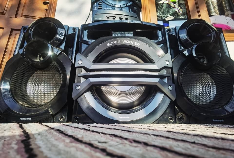 Muzikalni sentr sotiladi