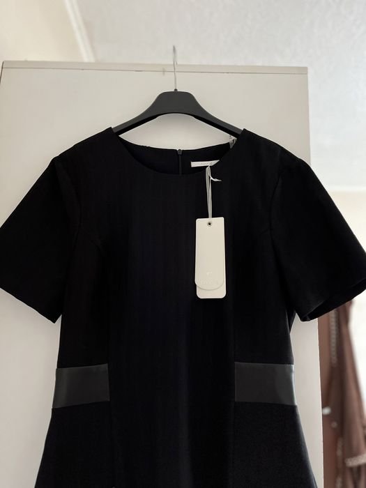 Нова рокля с етикет