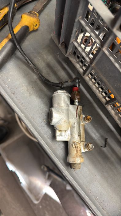 KTM 400/450 останали части 2005г